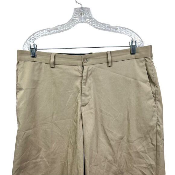 Nike Mens Dri-Fit Golf Shorts Stretch Elastic Waist Slash Pockets Zip Fly Tan 36 - Picture 2 of 7